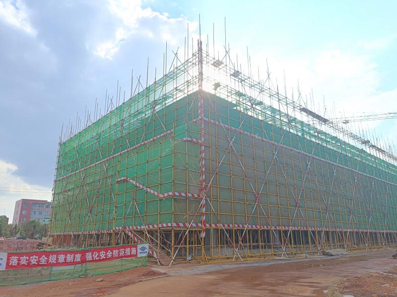 市政公司岳陽高新區(qū)項(xiàng)目開展“保安全、抓質(zhì)量、促生產(chǎn)”活動(dòng)