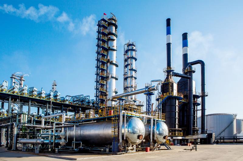 委內(nèi)瑞拉深加工項目的環(huán)境裝置和輔助裝置的EPC(設(shè)計、采購、施工和啟動協(xié)助工程及常壓蒸餾裝置翻新工程