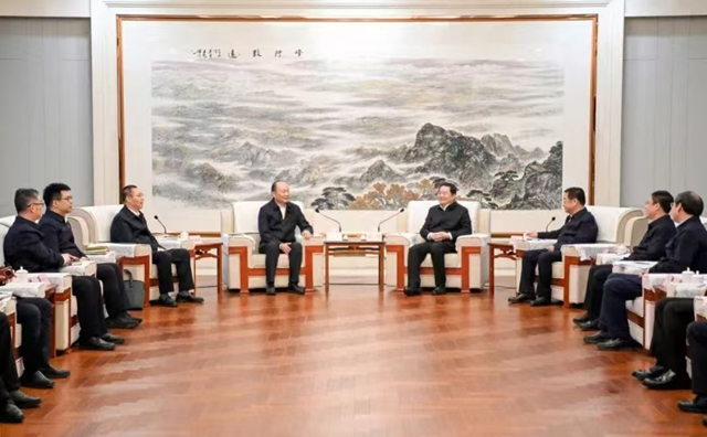 莫鼎革拜會(huì)遼寧省委書記郝鵬、省長王新偉